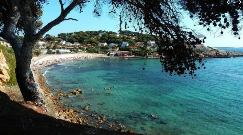 T3 Spacieux Et Lumineux A 5Min Du Port De Sanary - Fleur De Mai Apartment 외부 사진